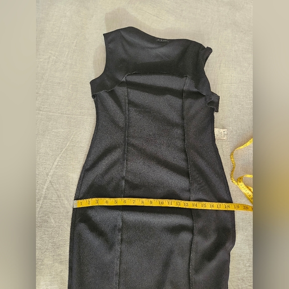 EUC Size Small Sisley Midi Dress - Picture 12 of 13